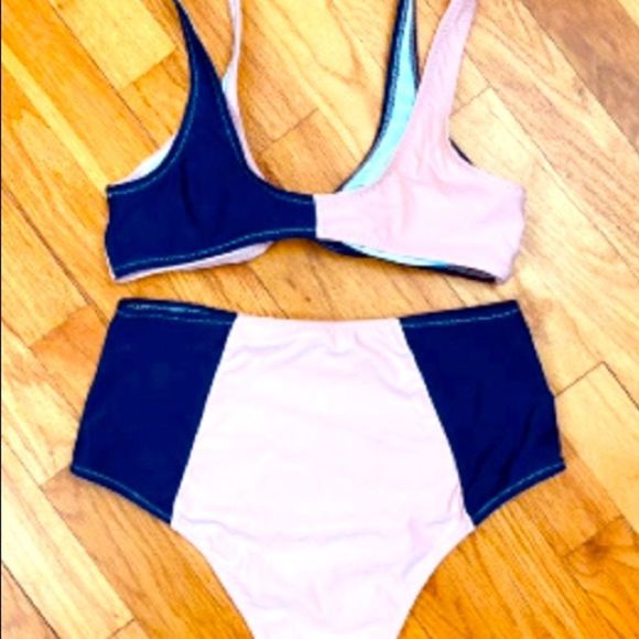 CUPSHE BIKINI Navy & Peach Color Block High Waisted Twisted Tie Plunge Top NWT - Picture 10 of 11